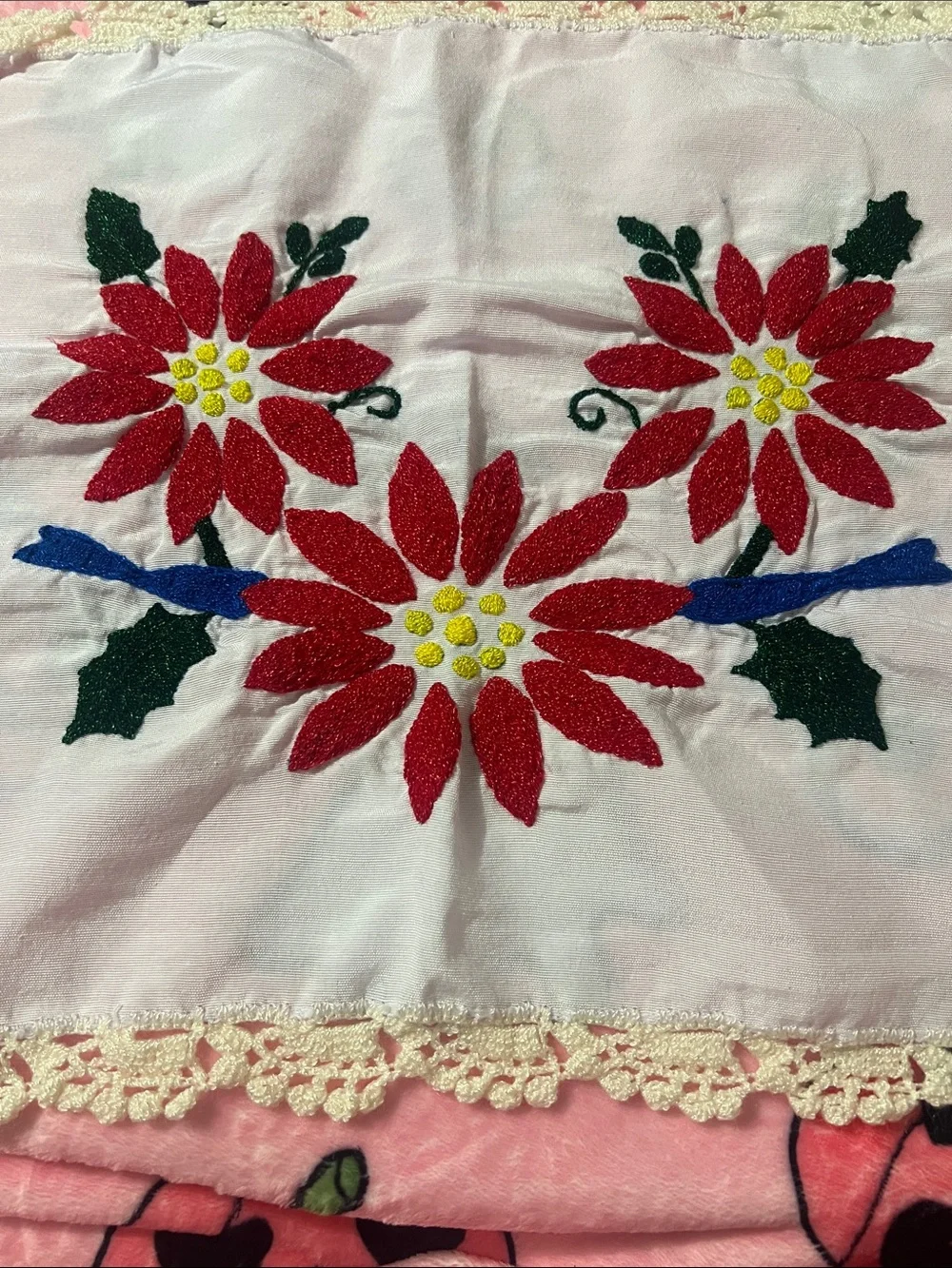 Hand-Embroidered Mexican Tortilla Warm - Off-White Edge